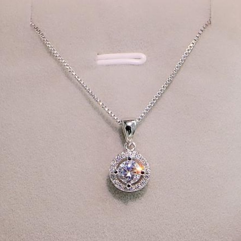 round necklace